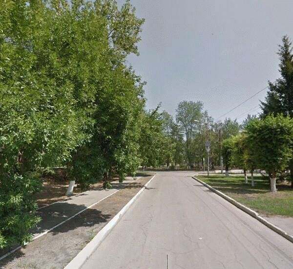 Банкомат Банка «ФК Открытие» по адресу пл. Советско-Чехословацкой дружбы,  д. 1