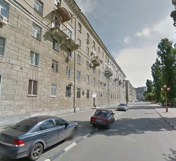 Банкомат Сбербанка России по адресу наб. Космонавтов,  4