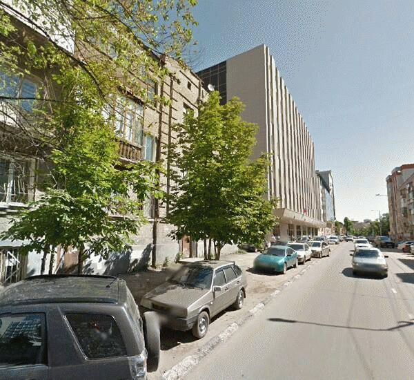 Банкомат Уральского Банка Реконструкции и Развития по адресу ул. Мичурина,  д. 116