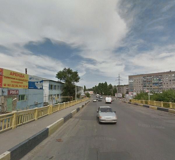 Банкомат Уральского Банка Реконструкции и Развития по адресу шоссе Новоастраханское 80