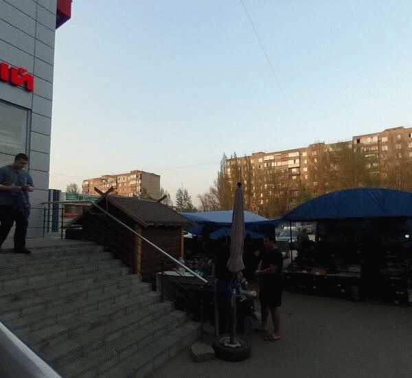 Отделение Уральского Банка Реконструкции и Развития по адресу улица Тархова 29а